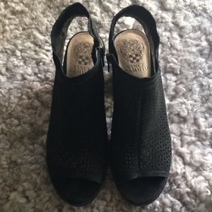 Peep toe heels sandals